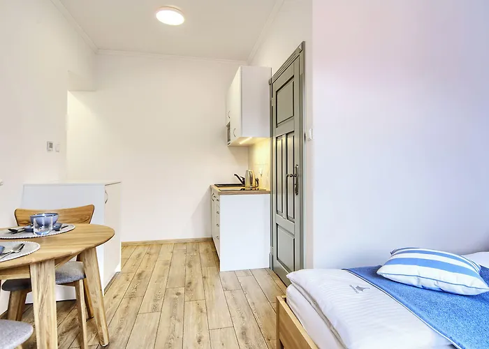 Imperial - Male Morze Apartmán *